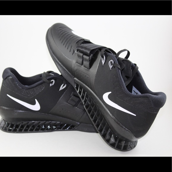 Nike Romaleos 3 Weightlifting Trainer Shoe - Picture 5 of 8